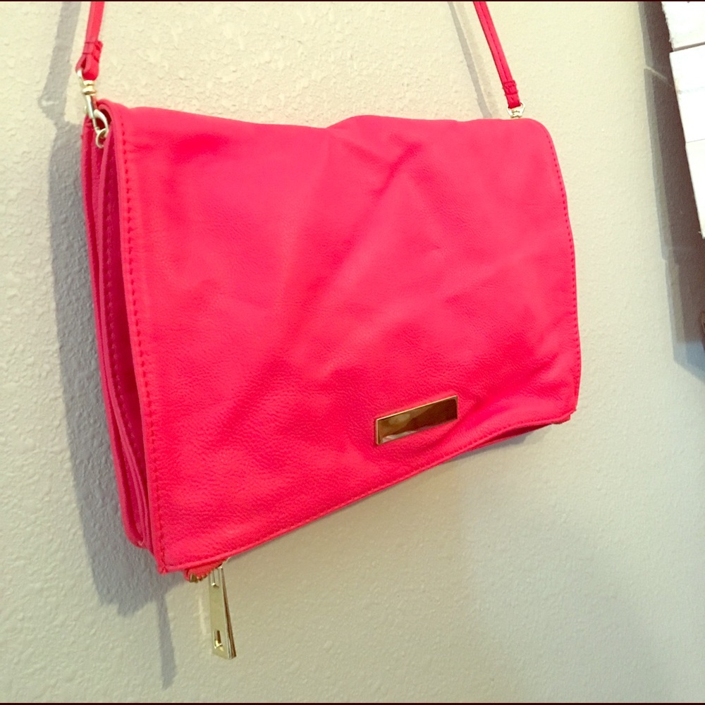 ‼️SALE‼️ Hot pink faux leather purse