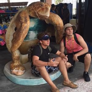 Meet your Posher, Bobby