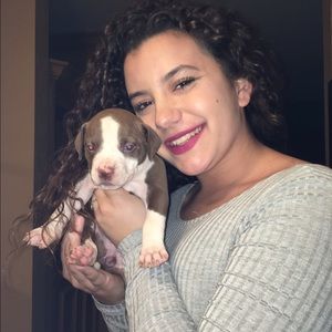 Meet your Posher, Alicia