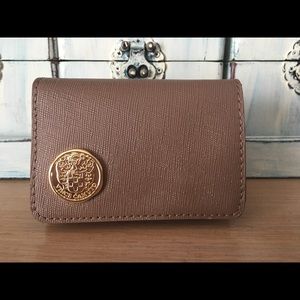 New with tags Vince Camuto card holder