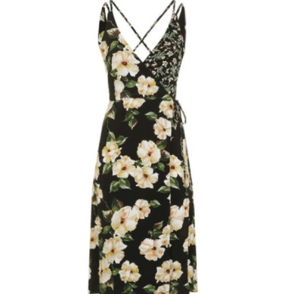 ONE LEFT!! Topshop Garden Wrap Dress - Picture 2 of 4