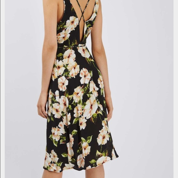 ONE LEFT!! Topshop Garden Wrap Dress - Picture 4 of 4