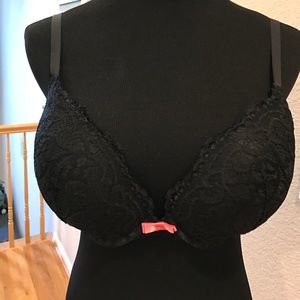 Black Lace Push-up Bra - Frederick's of Hollywood