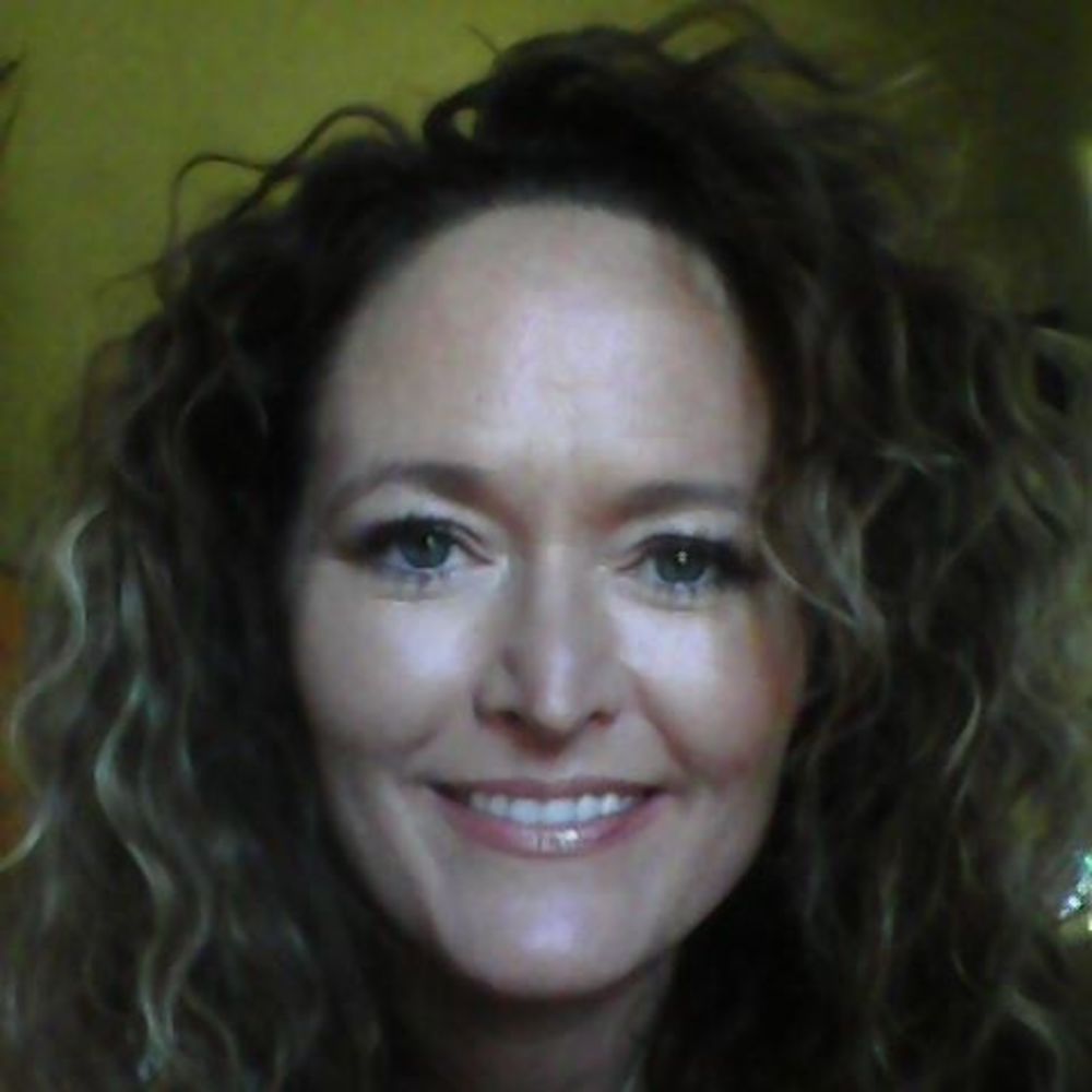 Meet your Posher, Holly