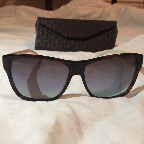 ?? FLASH SALE?? Gucci sunglasses