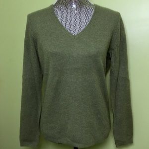 Green Cashmere V-Neck Sweater