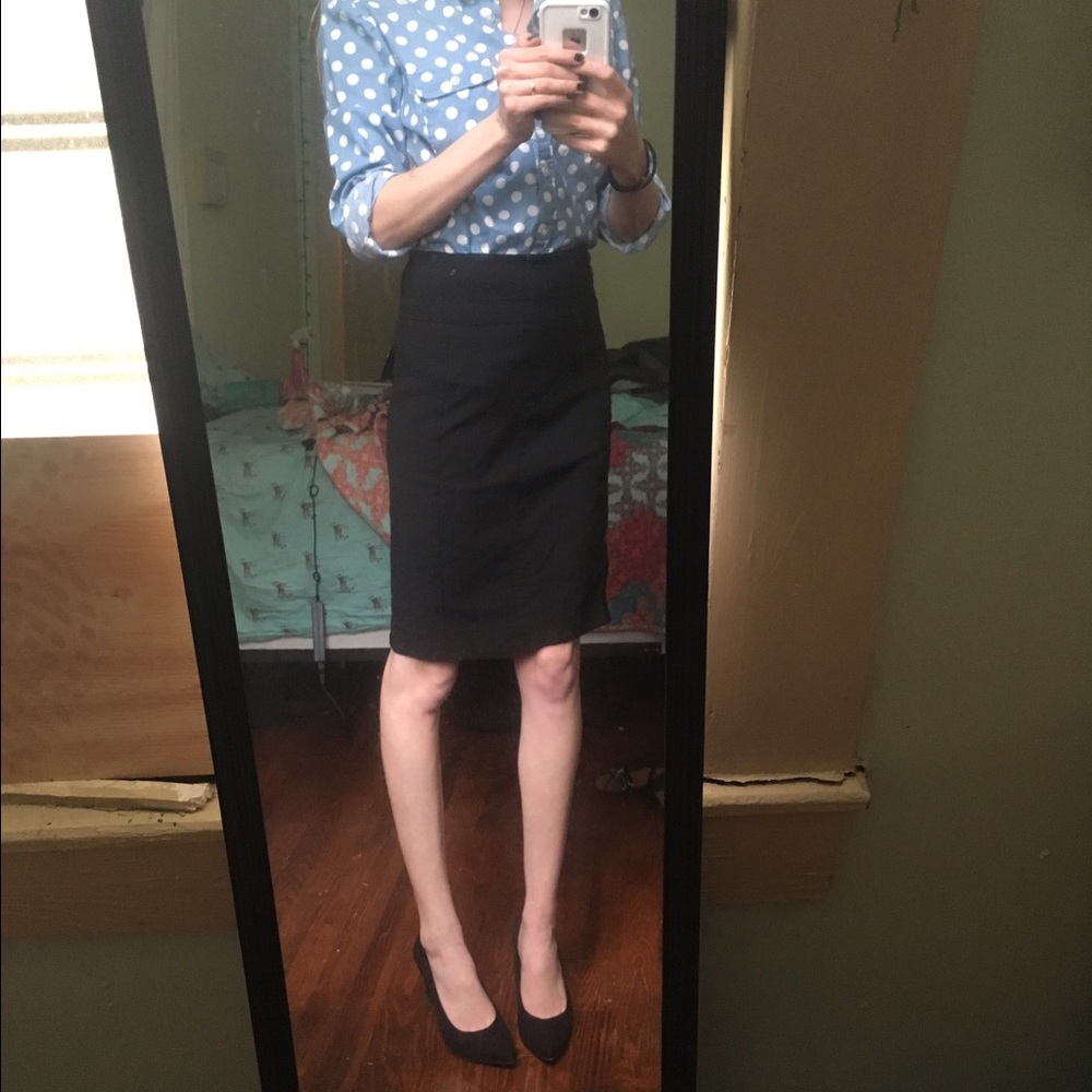 🚫🚫SOLD A-line pencil skirt size 1/2