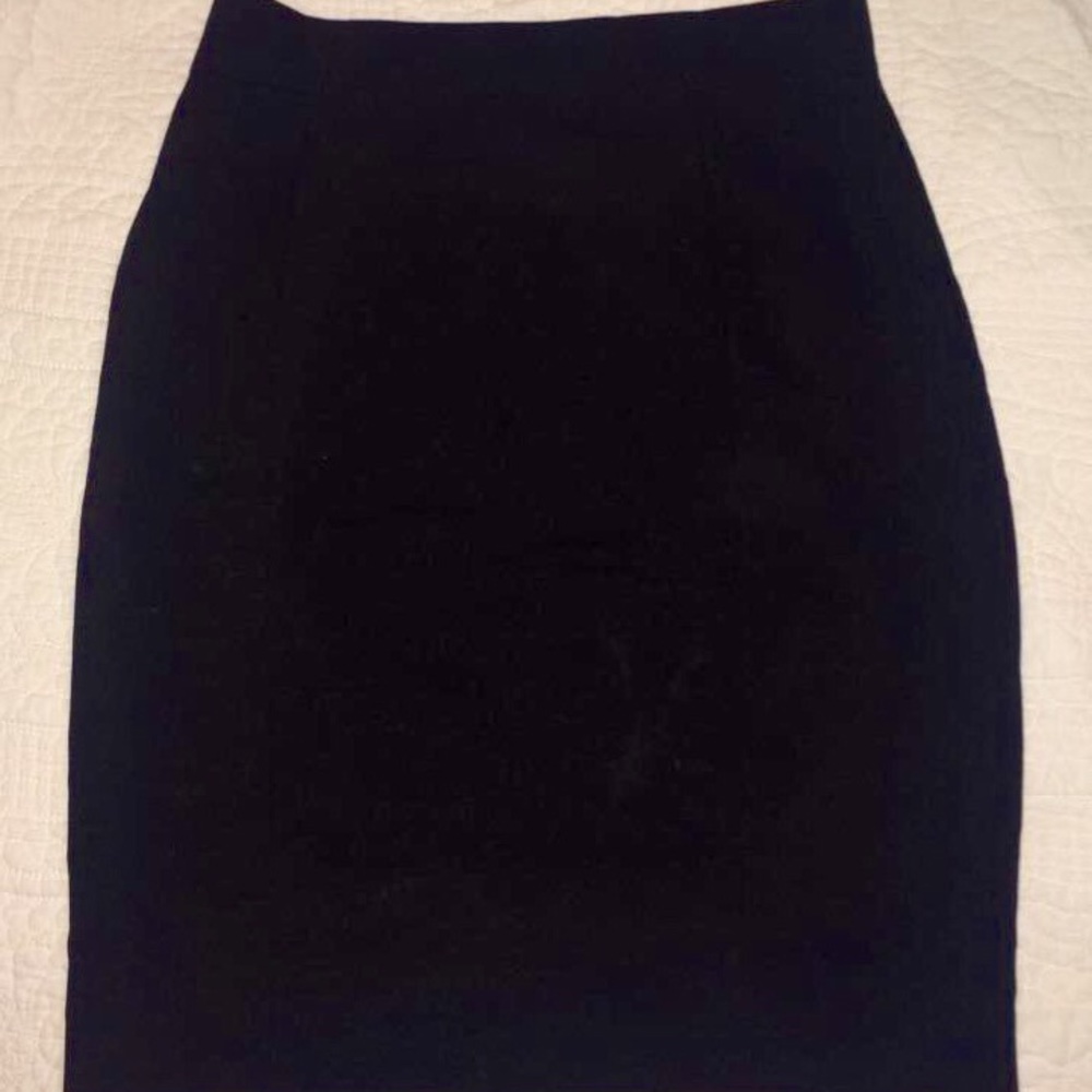 Black H&M Pencil Skirt