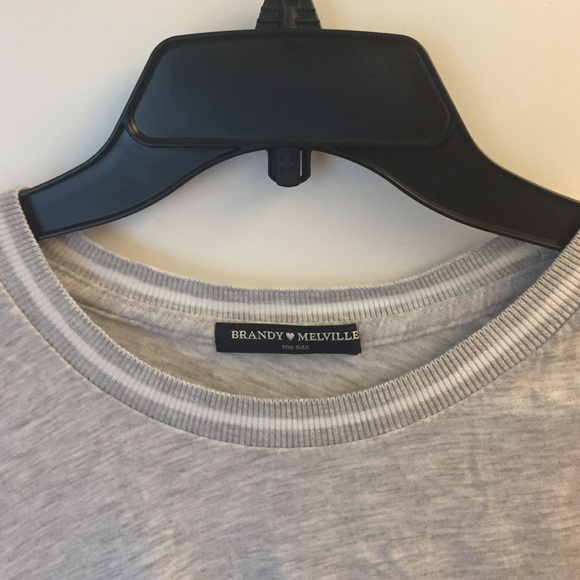 ❌TRADED❌Brandy Melville Gray TShirt - Picture 2 of 3