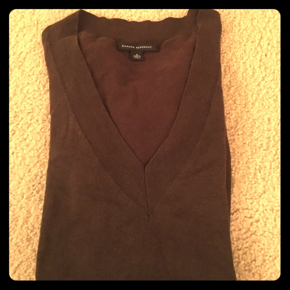 Size small brown v-neck sweater