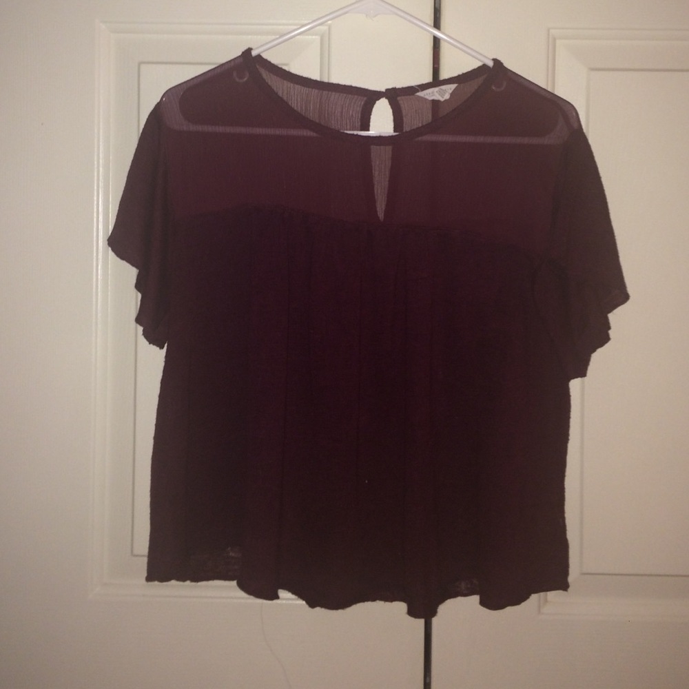 Cute maroon top!!