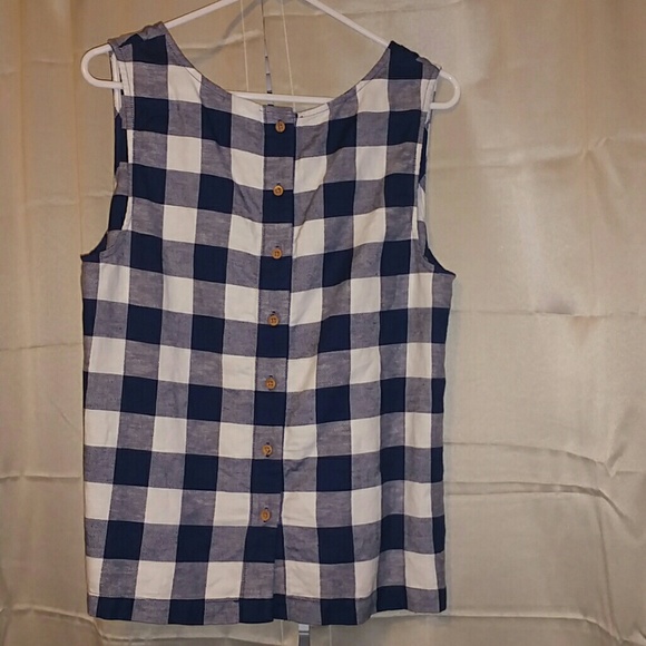 Checkered Button Back Tank - Picture 2 of 2