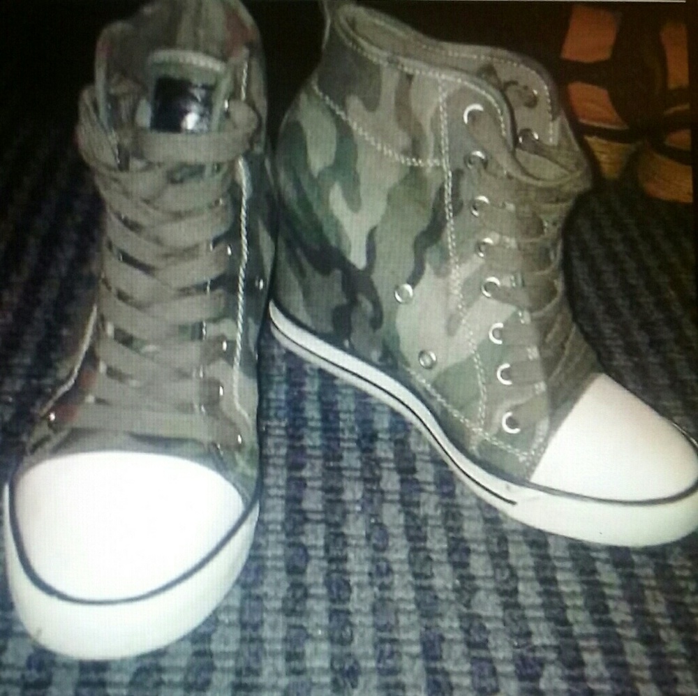 Guess Shoes