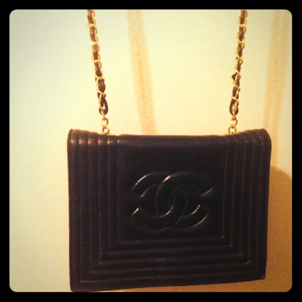 Vintage Chanel Crossbody