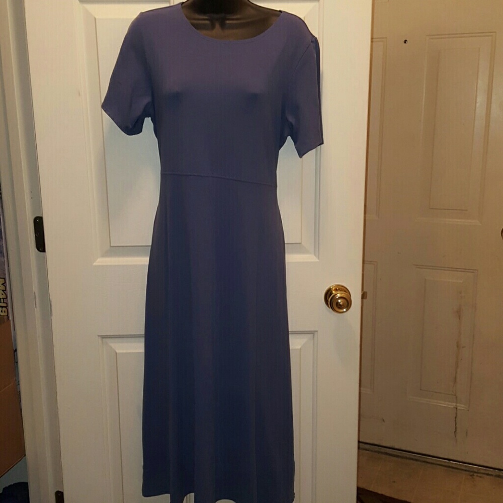 Soft & Stretchy Midi Dress