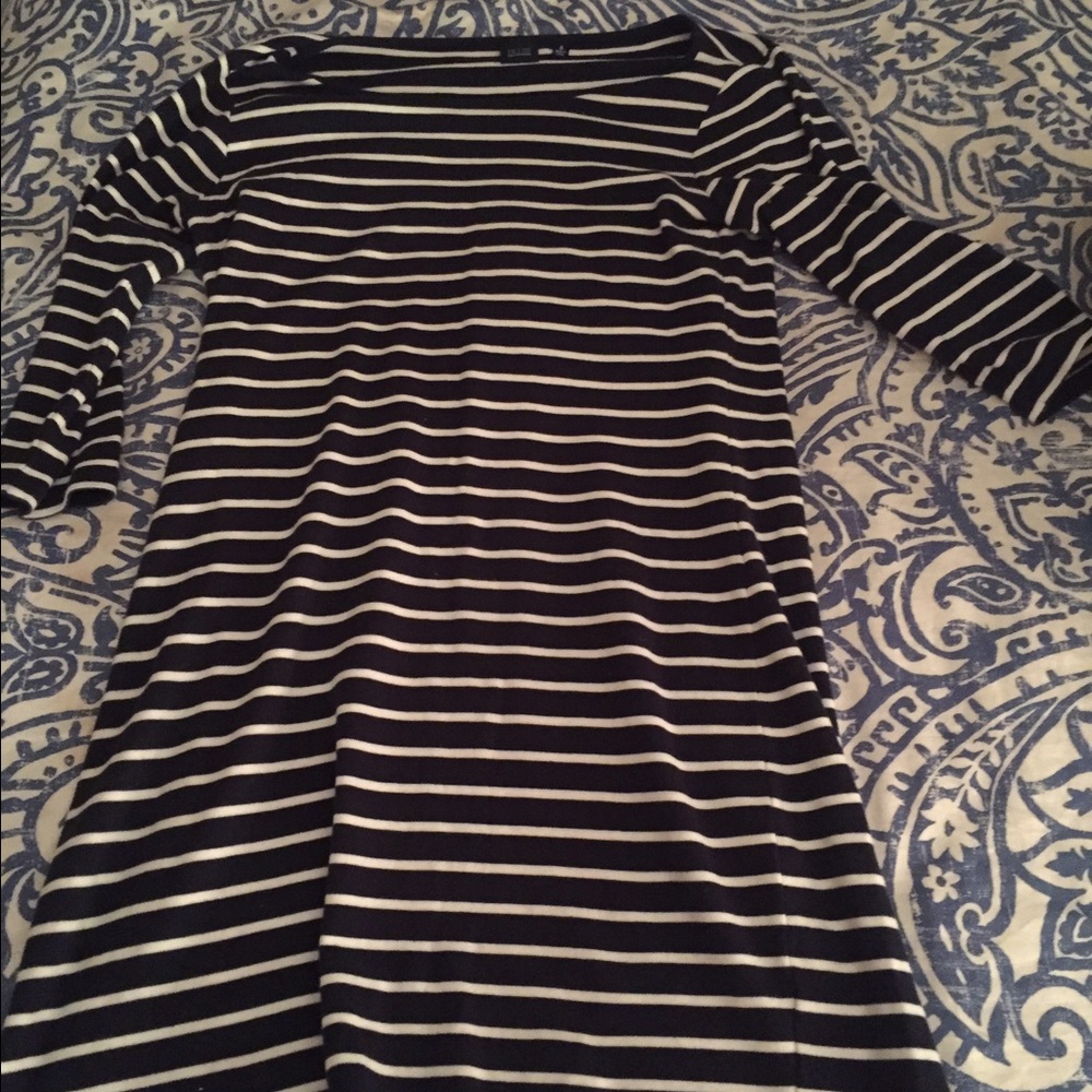 Size small Saks navy and white cotton dress