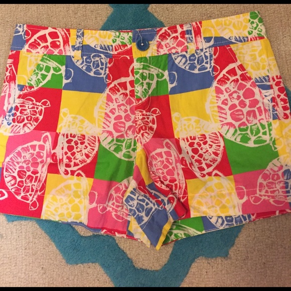 Lilly Pulitzer shorts - Picture 1 of 3