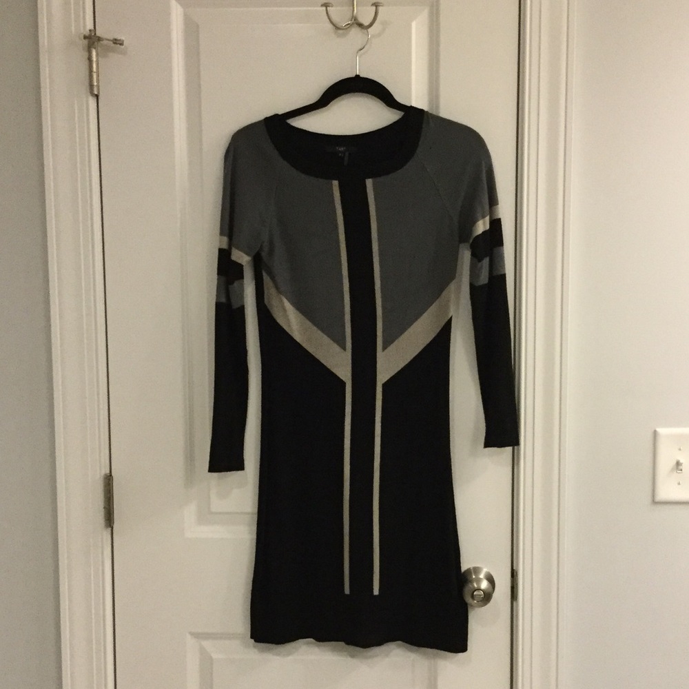 Cute dress!