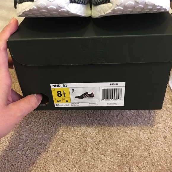 Adidas NMD_R1 men  New main image 4