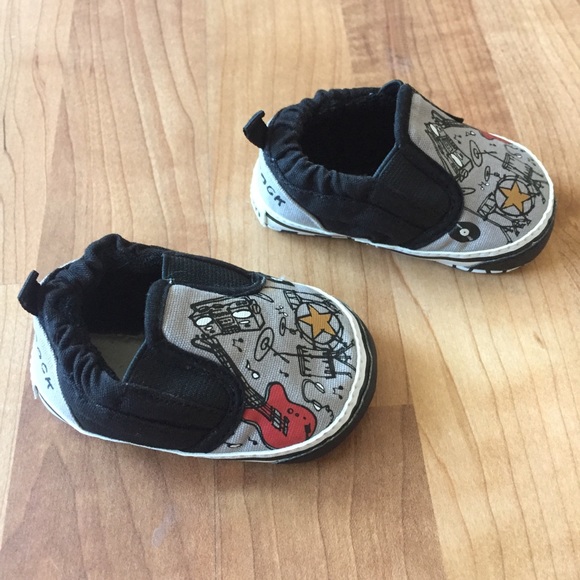 Me In Mind "Rocker" slip on baby shoes - Picture 2 of 4