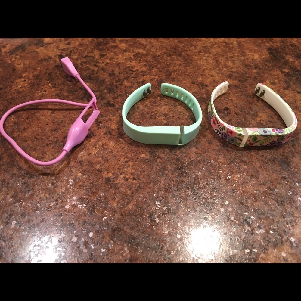 Fitbit Bands & Charger Cover