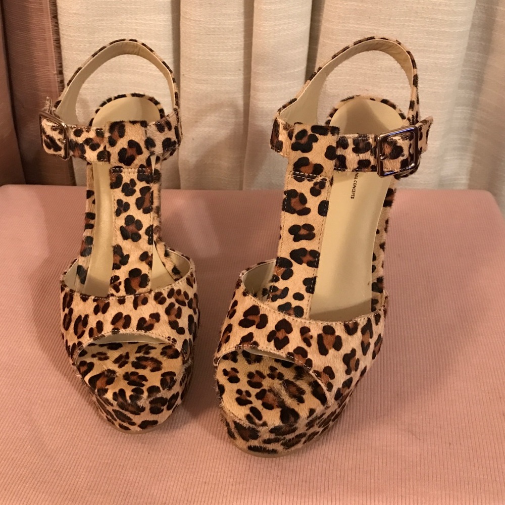Designer Shoes - Picture 3 of 4