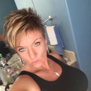 Meet your Posher, Denise