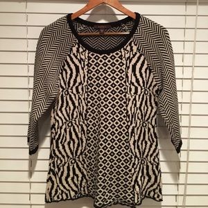Black and white print sweater