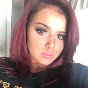 Meet your Posher, Amie