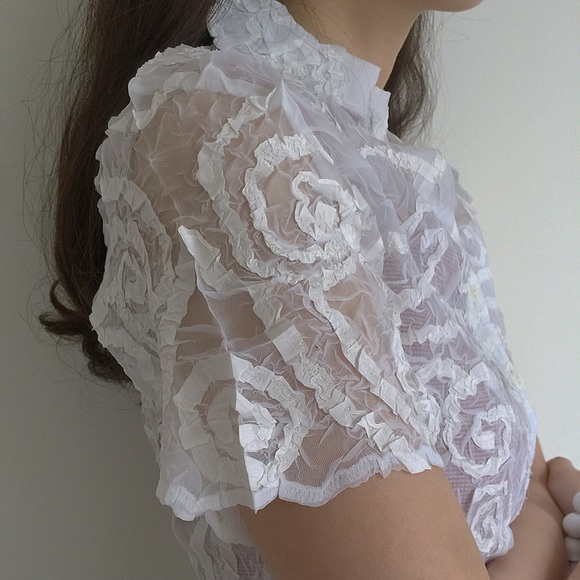 White/clear mesh shirt-sleeve shirt - Picture 2 of 3