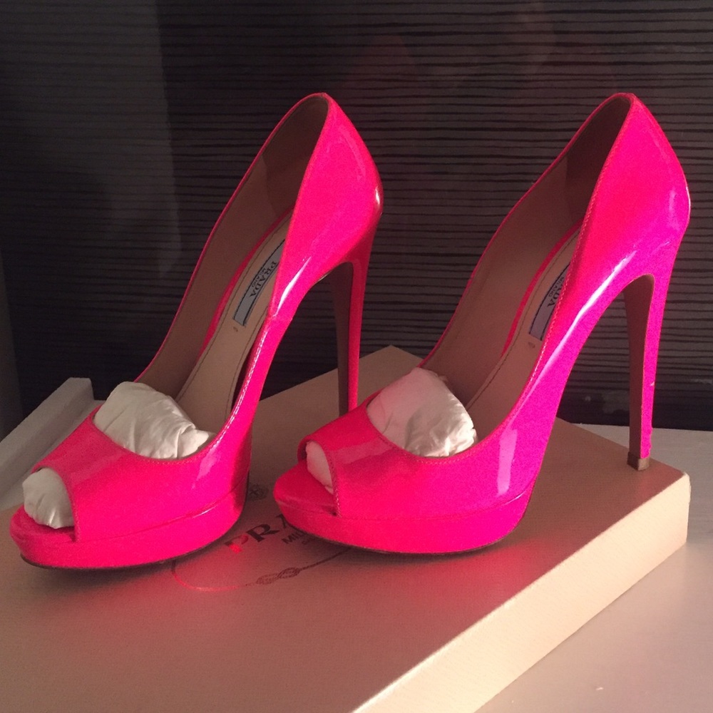 Prada Pink Patent Leather Peep-toe Pumps 36.5
