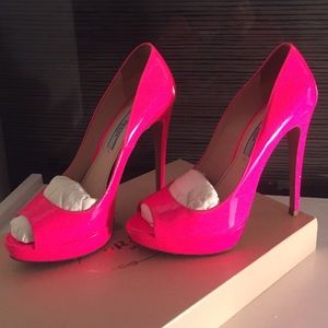 Prada Pink Patent Leather Peep-toe Pumps 36.5