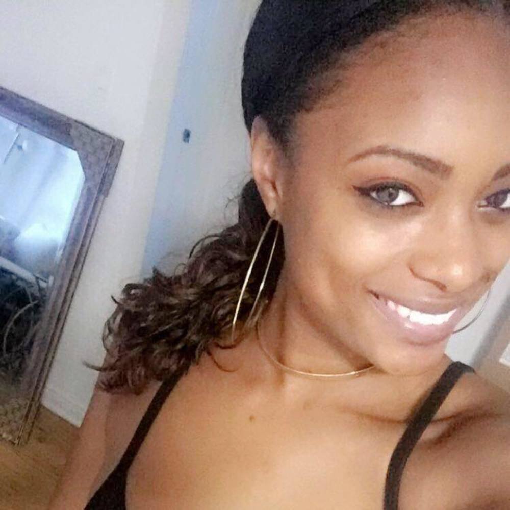 Meet your Posher, Lanise