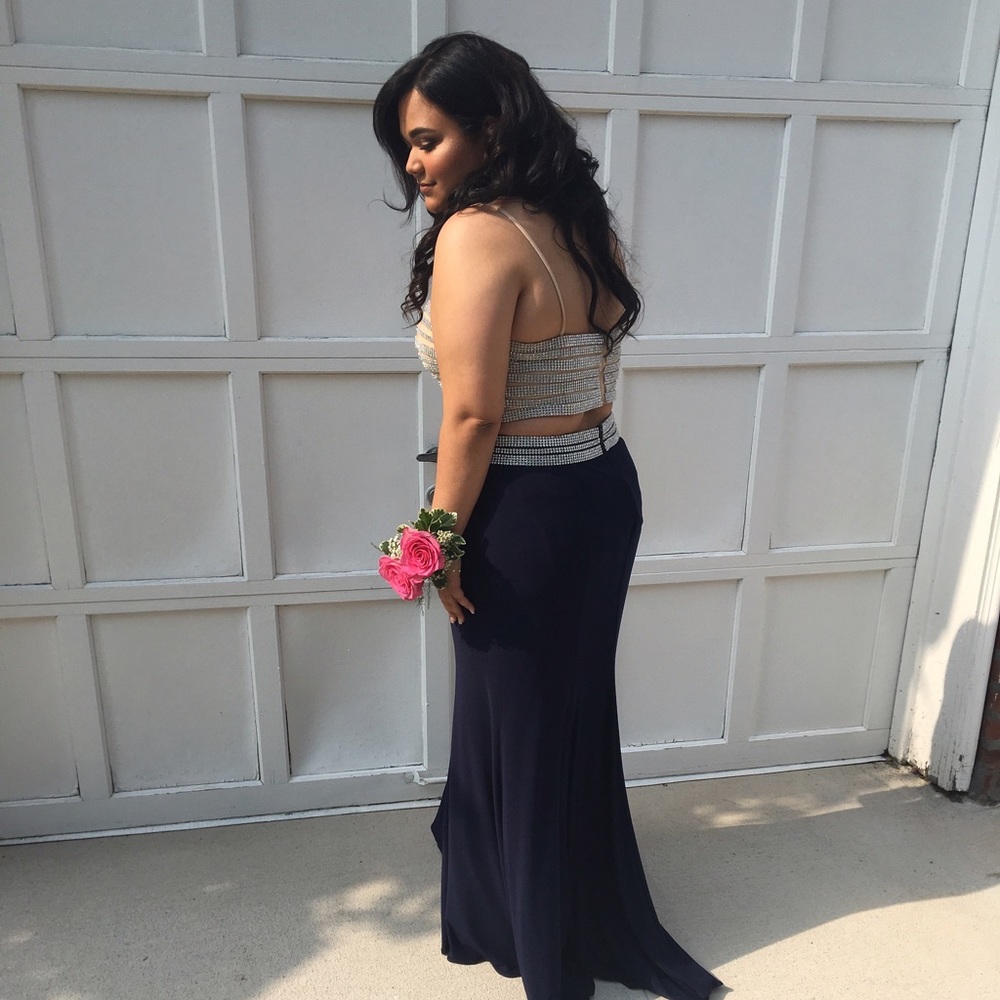 Navy blue 2 piece prom dress