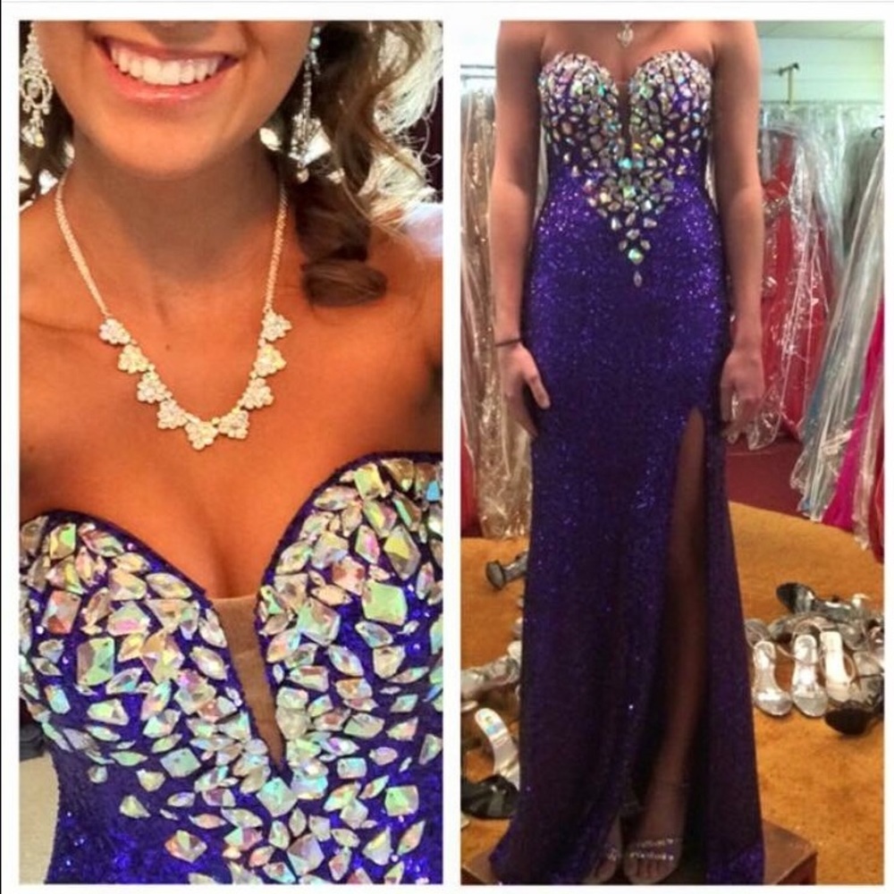 Prom/formal dress