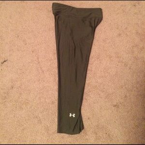 Under Armour Crop Leggings