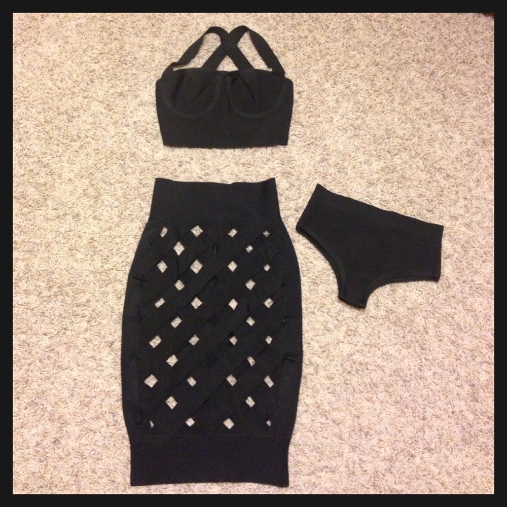 3 piece outfit crop top/skirt/briefs
