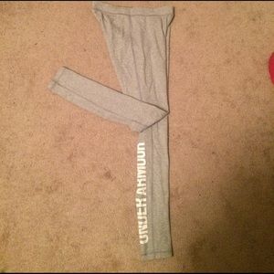 Light grey Under Armour leggings