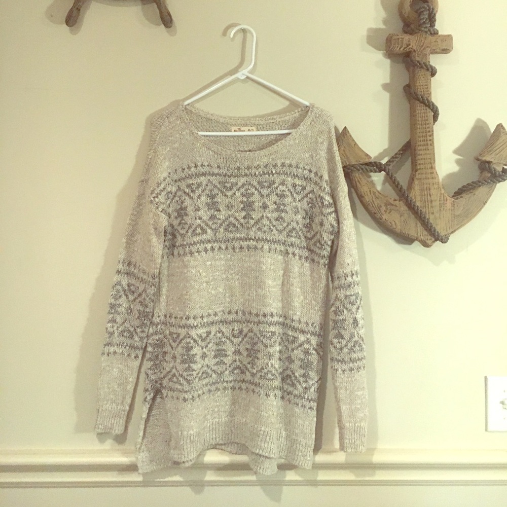 Hollister sweater