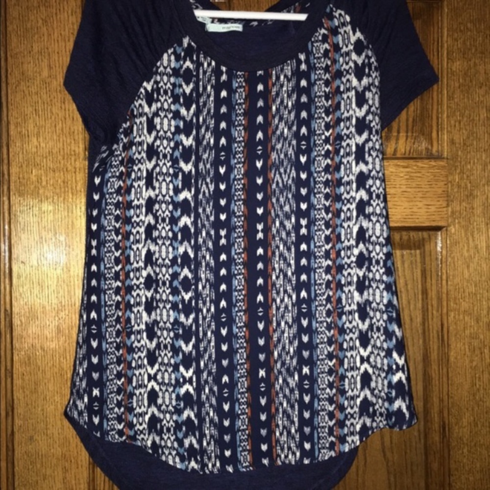 Maurice's shirt