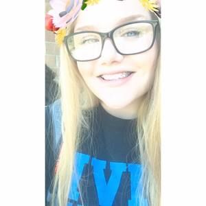 Meet your Posher, Olivia