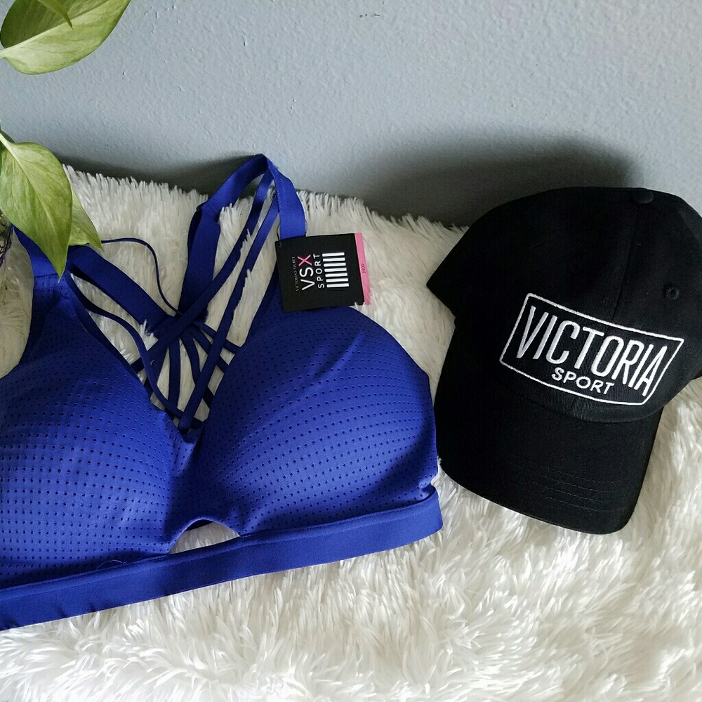 VS Lightweight sports bra & hat