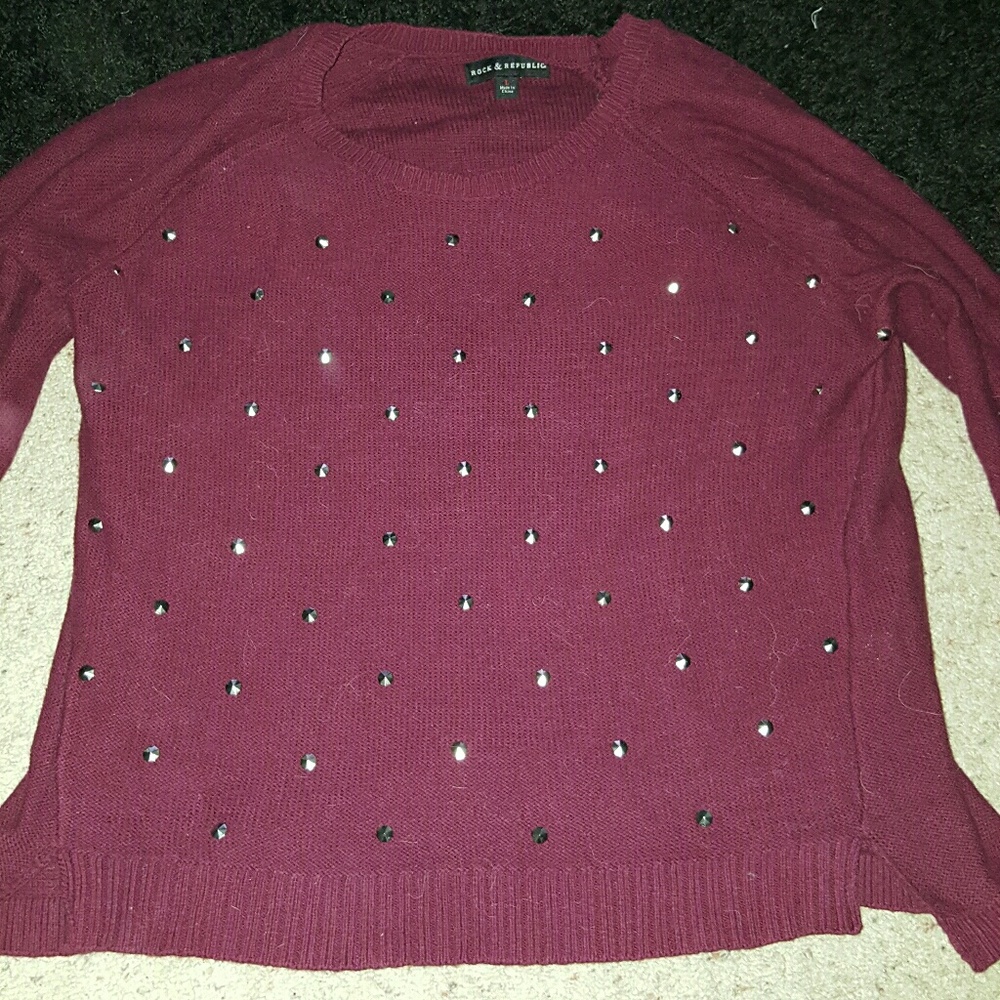 Rock & Republic maroon embellished sweater, L. EUC.