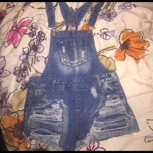 Destroyed jean Overalls