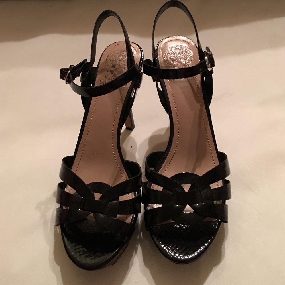Vince camuto black heels