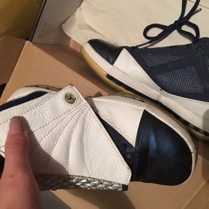 2001 Jordan 16s Midnight Blue