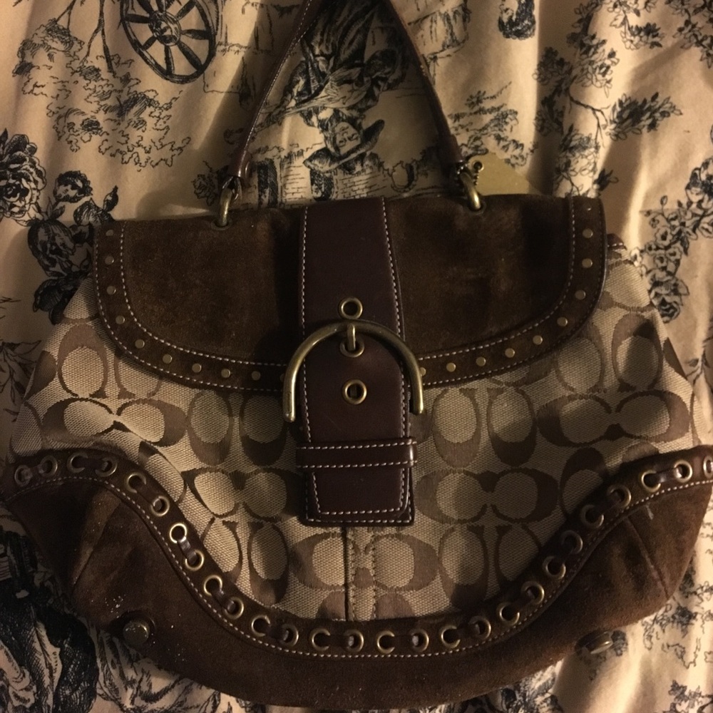 Classic coach bag