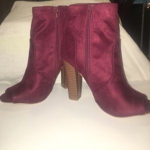 Wine booties