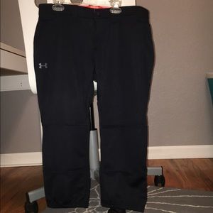 Womens black Under armour softball pants.