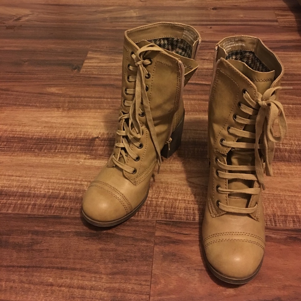 Shoes from journeys
